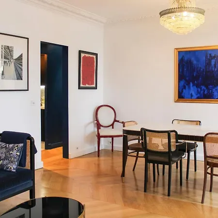 Spacious - Near Tour Montparnasse דירה *