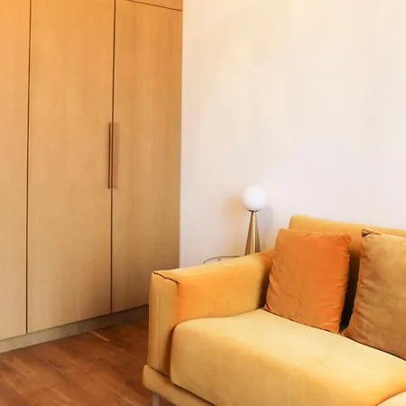 Spacious - Near Tour Montparnasse Daire